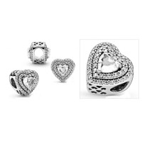 Charm corazones nivelados brillantes 799218C01 | Joyería River