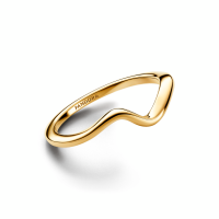 Anillo Pandora con un recubrimiento en oro de 14k Ola Pulida 163095C00 Anillo Pandora con un recubrimiento en oro de 14k Ola Pulida 163095C00