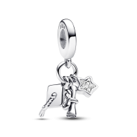 Charm Pandora Colgante Triple plata Graduación 2024​ 793240C01