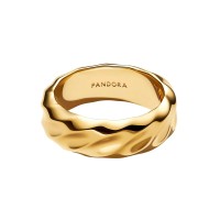 Anillo Pandora Dorado Banda Ancha Ondulada 163886C00