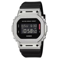 Reloj G-Shock GM-5600M-1ER