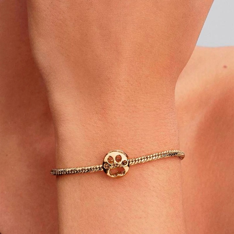 Charm Pandora Dorado Huella Filigrana 768869C00